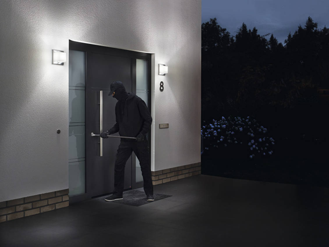 Einbrecher abschrecken mit einbruchhemmenden Haustüren
